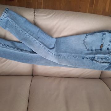 CROPP traperice W28 L32