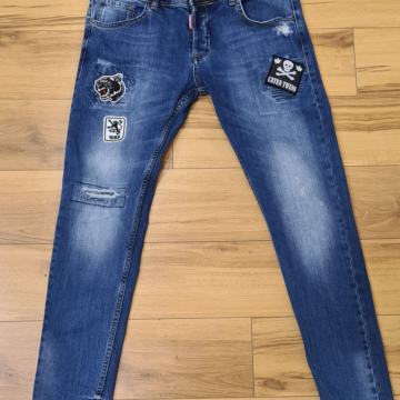 Dsquared2 traperice kao nove!W33 velicina