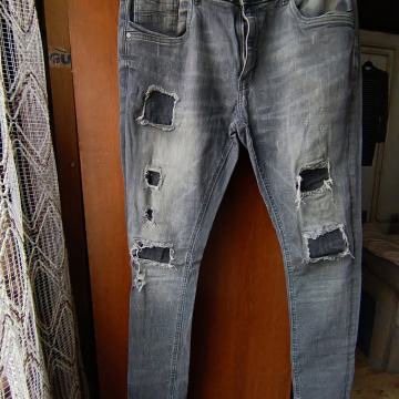 muške traperice Chapter