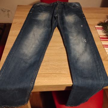 PULL & BEAR TRAPERICE BR 44 !!