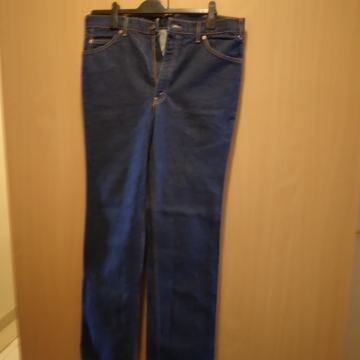 Traperice Levi Strauss