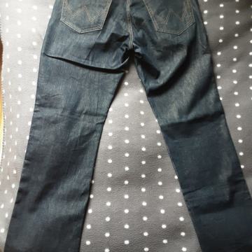 Wrangler 34-32 regular