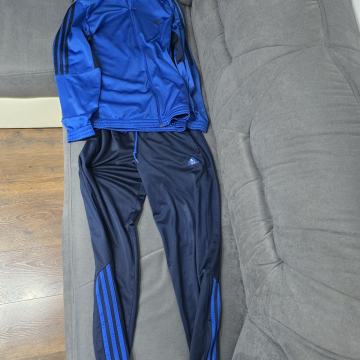 Adidas original muška trenirka M velićine.Kao nova