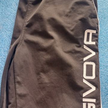 Givova doljnji dio trenirke veličina l kao novo