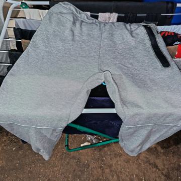 hns nike trenerka tech fleece donji dio