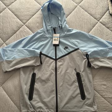 Nike tech fleece jakna vjetrovka