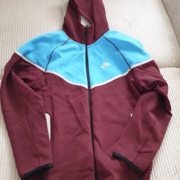 Tech flecce nike trenirka