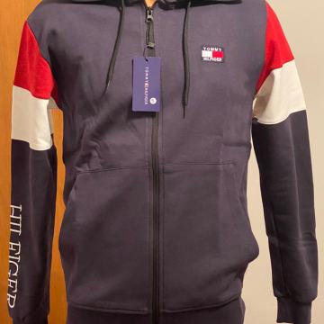 TOMMY HILFIGER ( komplet trenerka ) 100% PAMUK