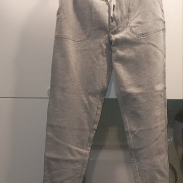 Topli donji dio trenirke, vel.L - NOVO s etiketom