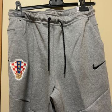 Trenirka tech flecce hns