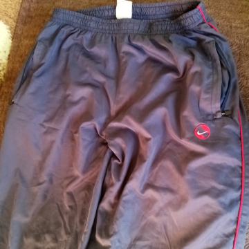 TRENIRKA vel. XL-NIKE