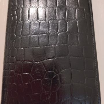 NOVI KOŽNI NOVČANIK