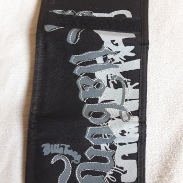 Novčanik na čičak