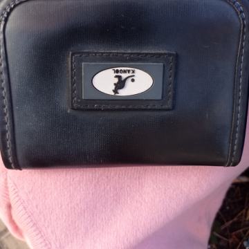 NOVČANIK -KANGOL-Novo