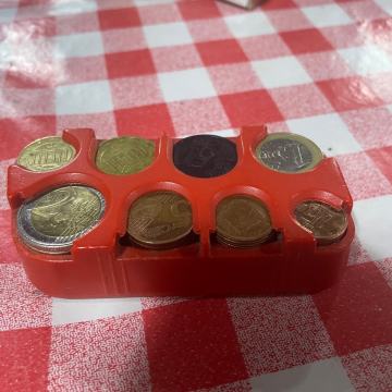 Novčanik za kovanice eura stane 20 eura