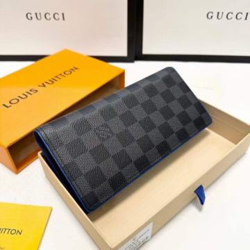 Novčanik , koža Louis Vuitton