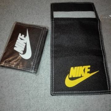 Novčanik Nike (bijeli logo)