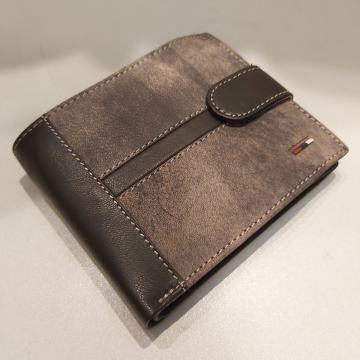 Smeđi muški kožni novčanik