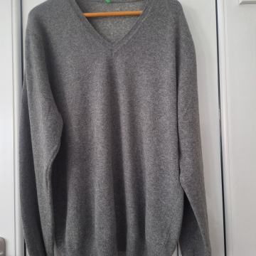 Benetton pulover vel XL