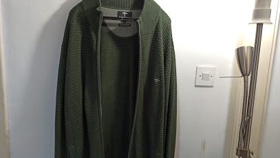 Fynch & Hatton vesta L (sa etiketom)