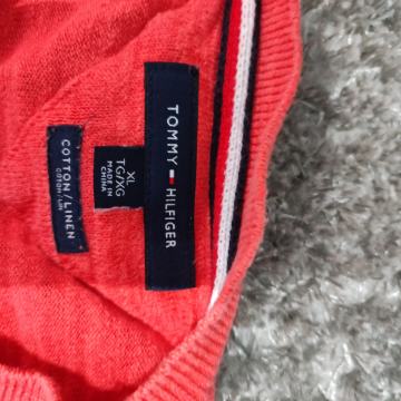 Hilfiger crveni pulover XL, 35 eura