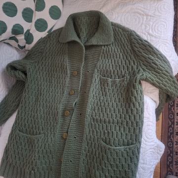 Lijepa muška topla vesta