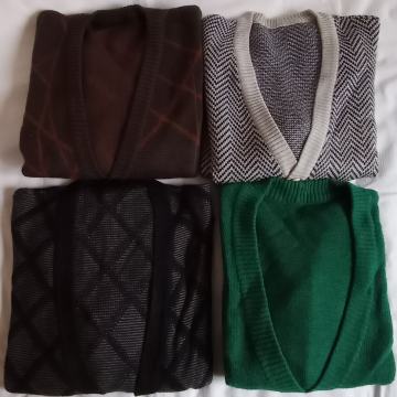 Muška vesta na kopčanje RAZNO