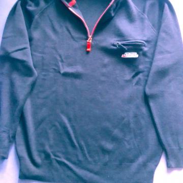 Prelijepa topla vesta stanje NOVO