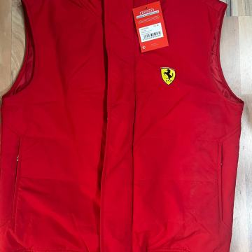 Prsluk Ferrari - novo sa etiketom