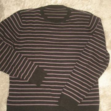 PULOVER VEL.XL - NOVO
