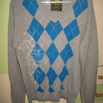 SIVO - PLAVI PULOVER NA ROMBOVE VEL. L