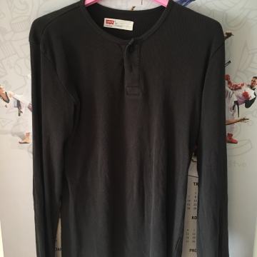 Vesta Levis M velicina