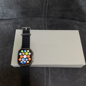 Apple Watch Ultra pametni satGPS + Cellular, 49mm Titanium Case with M