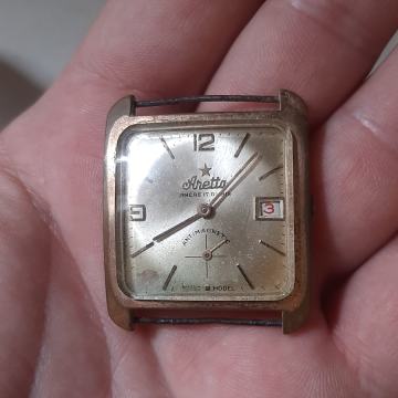 Aretta antimagnetic ancre 17 rubis