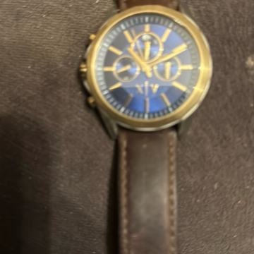 Armani exchange sat bez kutije prodajem kutije prodajem povoljno!