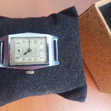 Art deco stari navijač Axo