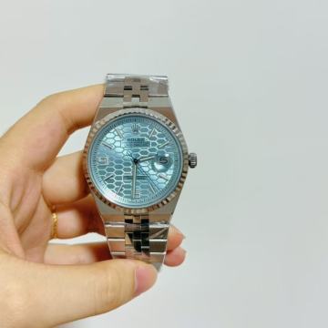 Automatski muški sat Rolex Land-Dweller Ice Blue