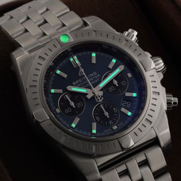 Breitling Cronomat, 44, B01