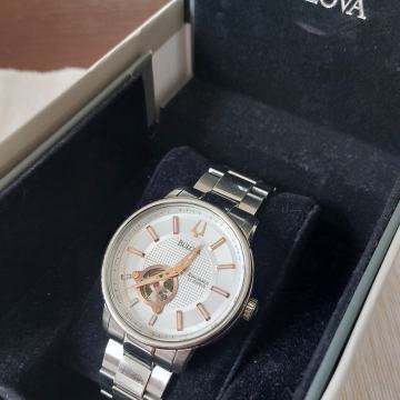 BULOVA RUČNI SAT 96A143