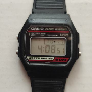 CASIO Alarm Chrono sat