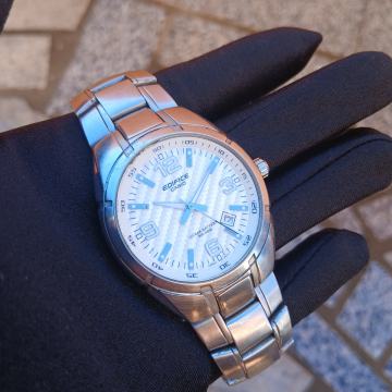 Casio Edifice muški sat