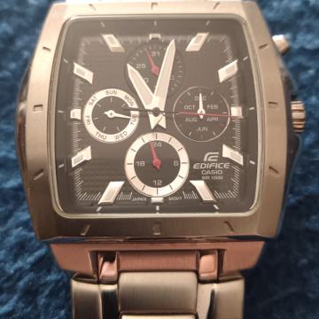 Casio Edifice - ručni sat