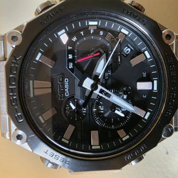 Casio G-Shock MT-G MTG-B2000