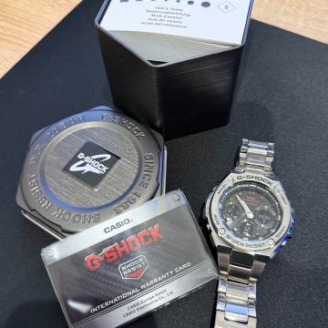 Casio G-shock Tough Solar, GST W110D, G-Steel