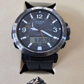 CASIO PRO TREK
