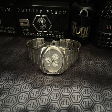 Cerruti 1881 sat NOVO, -75%