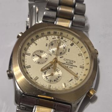 CITIZEN QUARTZ CHRONOGRAPH 6850-g82097 k
