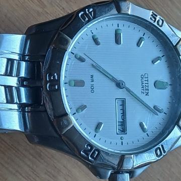 Citizen quartz muski sat