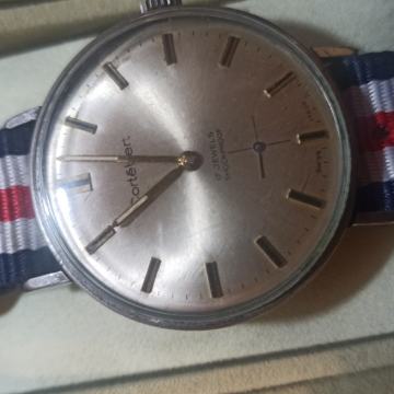 Cortebert Vintage navijač