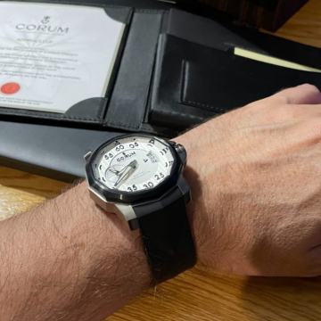 Corum Admiral's Cup Competition Herren Uhr Limited Cronometer